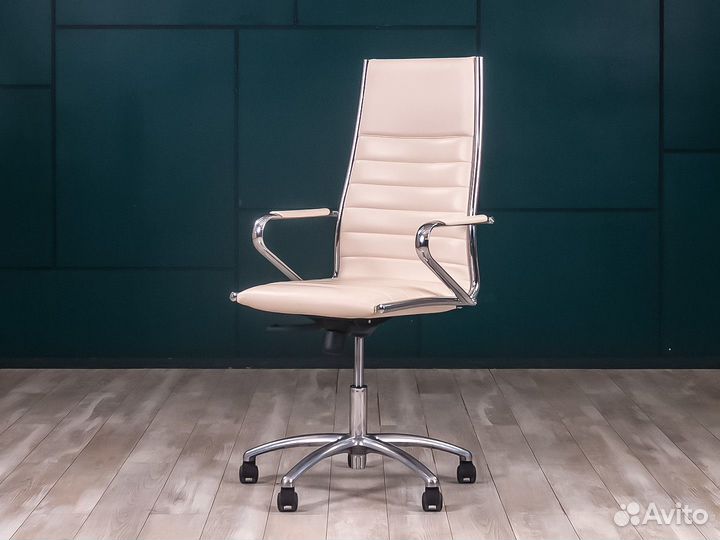 Кресло в кабинет руководителя Sitland classic Exec