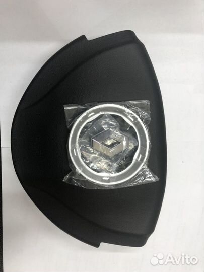 Подушка в руль крышка Renault Logan/Sandero 2009-2