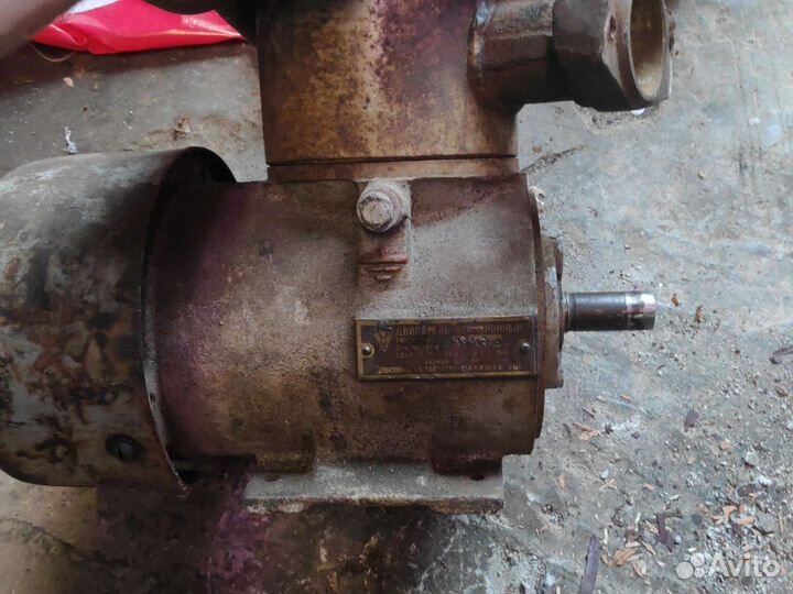 Двигатель асинхронный 380 СССР