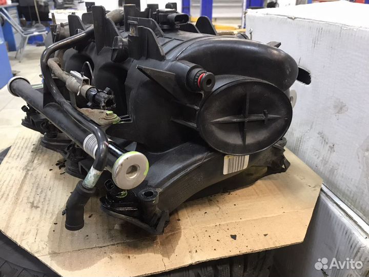 Впускной коллектор Chevrolet V8 4.8 LR4