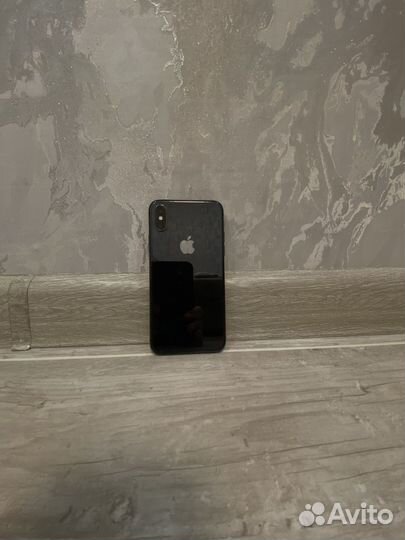 iPhone X, 256 ГБ