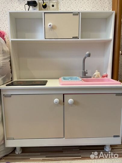 Детская игровая кухня деревянная