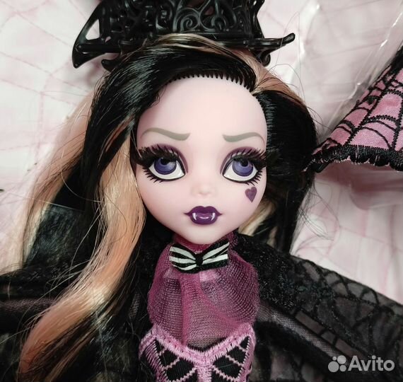 Кукла Монстер Хай Дракулаура коллекционная 2014