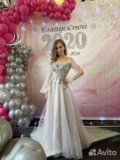 Вечернее платье