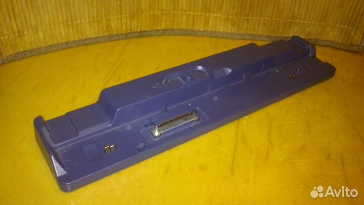 Продаю порт репликатор Fujitsu Siemens Lifebook