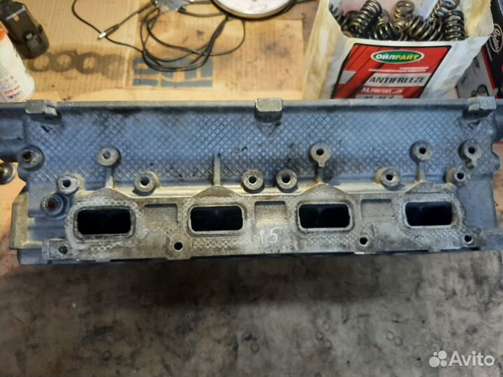 Головка блока Крайслер 2,4 EDZ