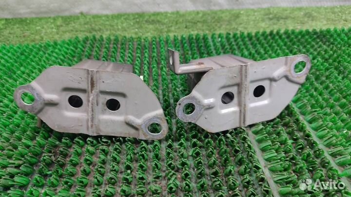 Кронштейн бампера заднего Citroen C-Crosser 2007