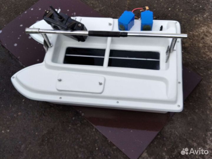 Продаю прикормочный кораблик