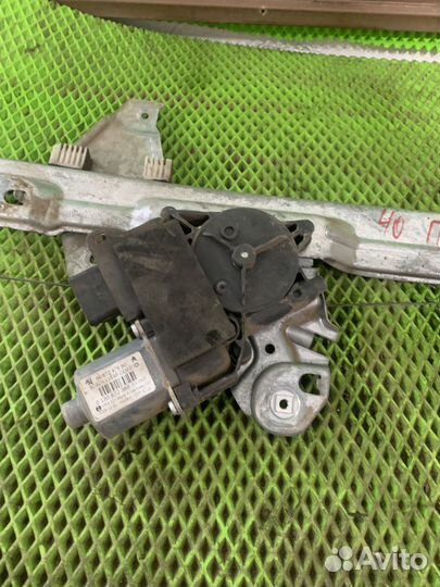 Стеклоподъемник электр передний левый Peugeot 308