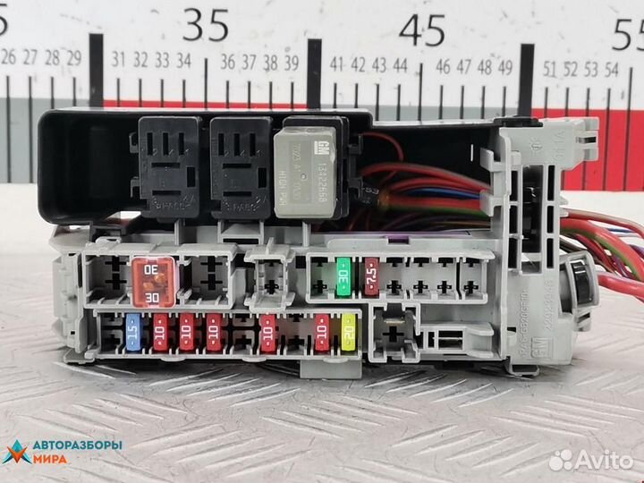 Блок предохранителей Chevrolet Equinox 3 2018