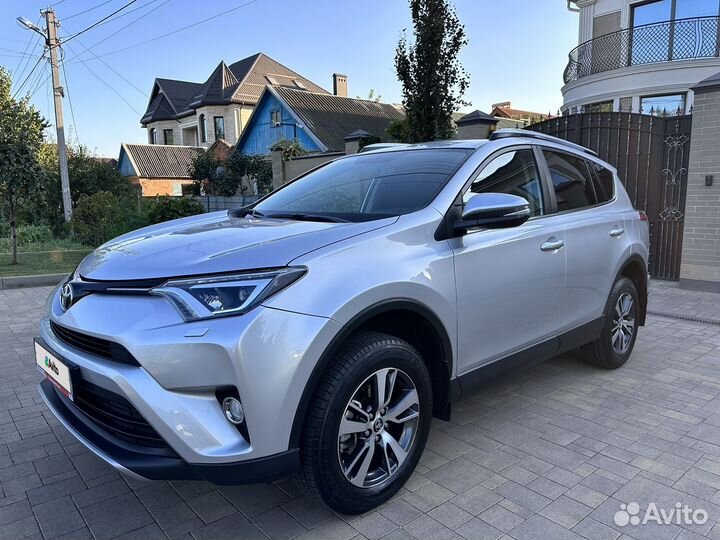 Toyota RAV4 2.0 CVT, 2018, 40 890 км