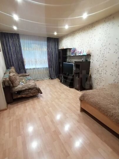 1-к. квартира, 30 м², 1/4 эт.