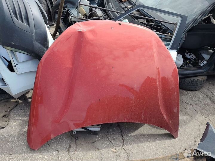 Капот LADA vesta