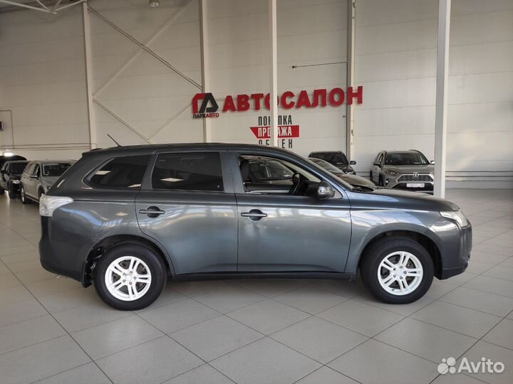 Mitsubishi Outlander 2.0 CVT, 2014, 130 000 км