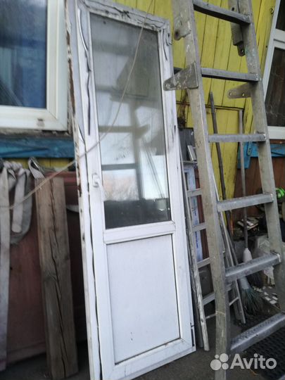 Двери пластиковые бу