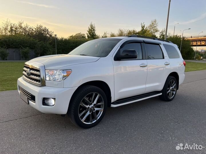Toyota Sequoia 5.7 AT, 2012, 240 000 км