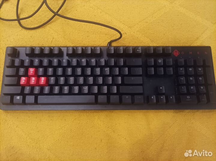 Клавиатуры : HyperX, Apple, Razer, Tesoro, HP