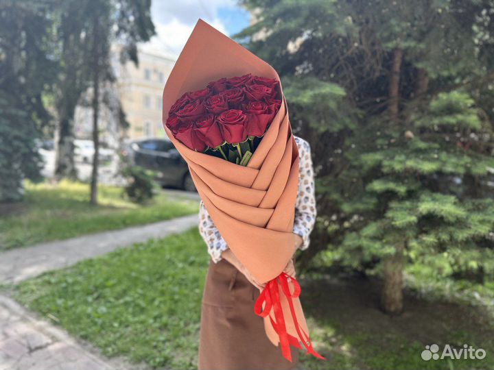 Роза Эквадор Красная 80см С доставкой