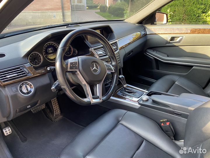 Mercedes-Benz E-класс 1.8 AT, 2011, 235 396 км