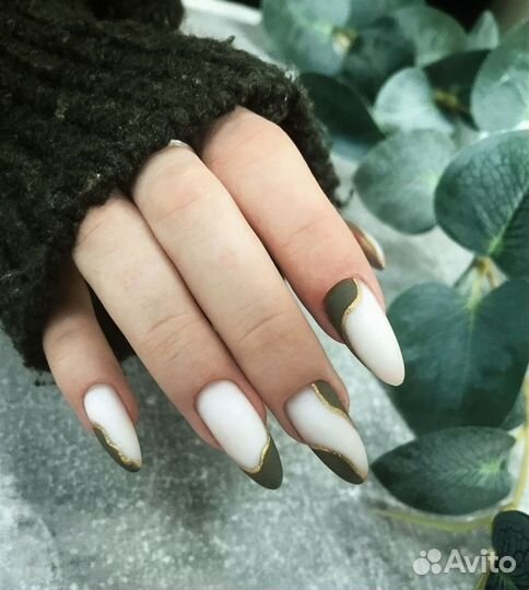 Мастер маникюра и педикюра