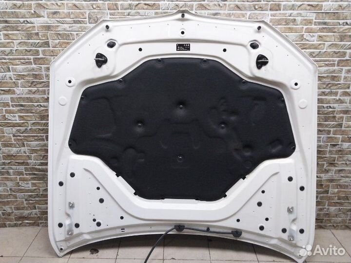 Капот BMW 5-Series/M5