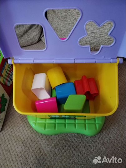 Развивающие игрушки для малышей