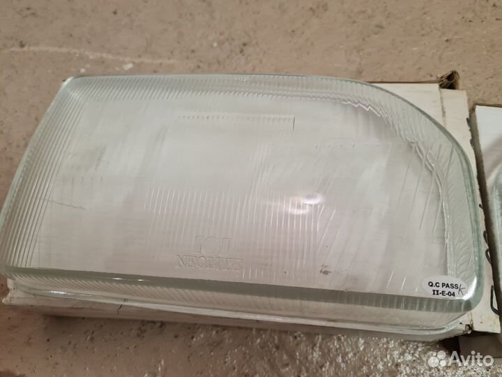 Стекло фары (правое и левое) Ford Escort 4 (86-90)