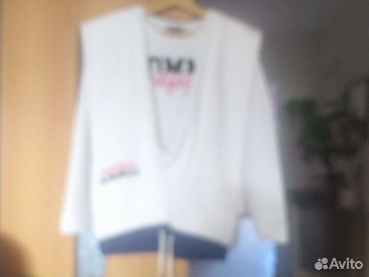 Спортивный костюм женский