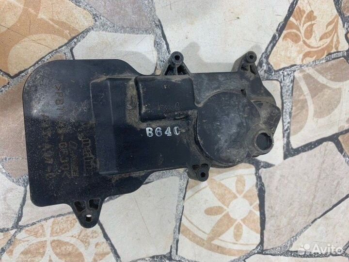 Активатор замка двери Mazda 6 седан 2.0 LF 2005