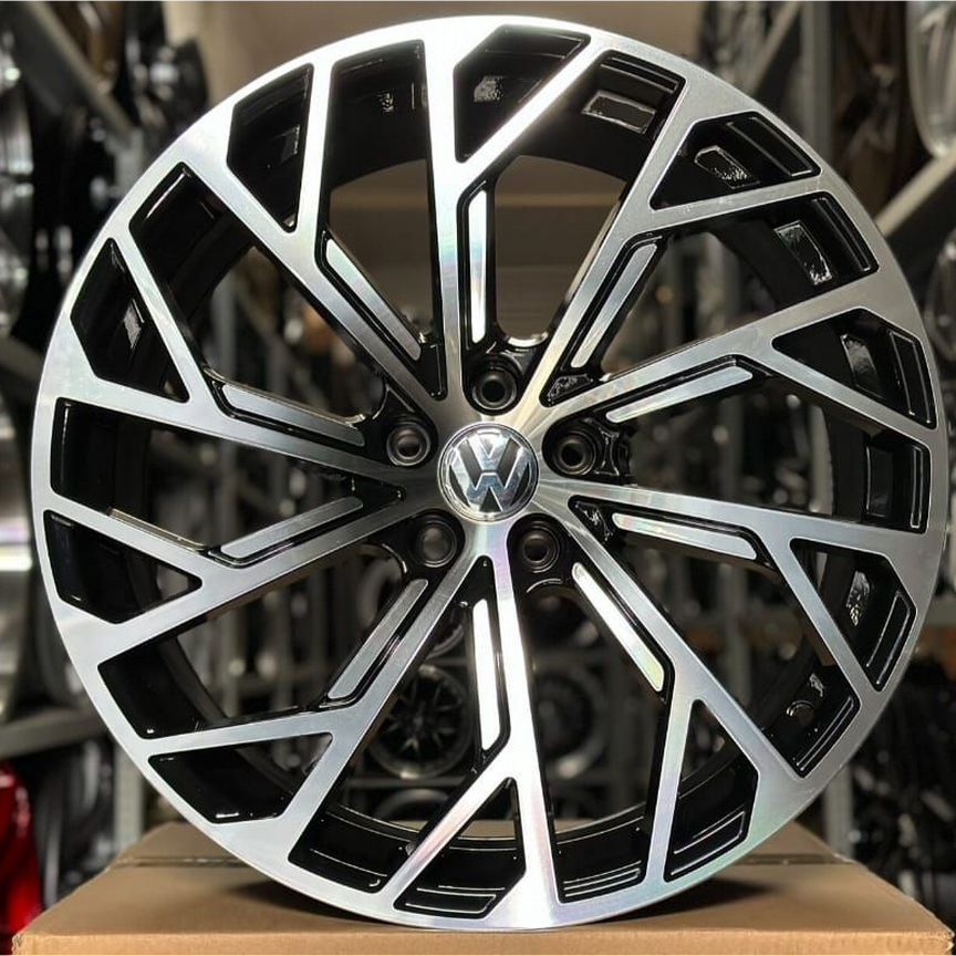 Литые диски Volkswagen 8×R18 5×112