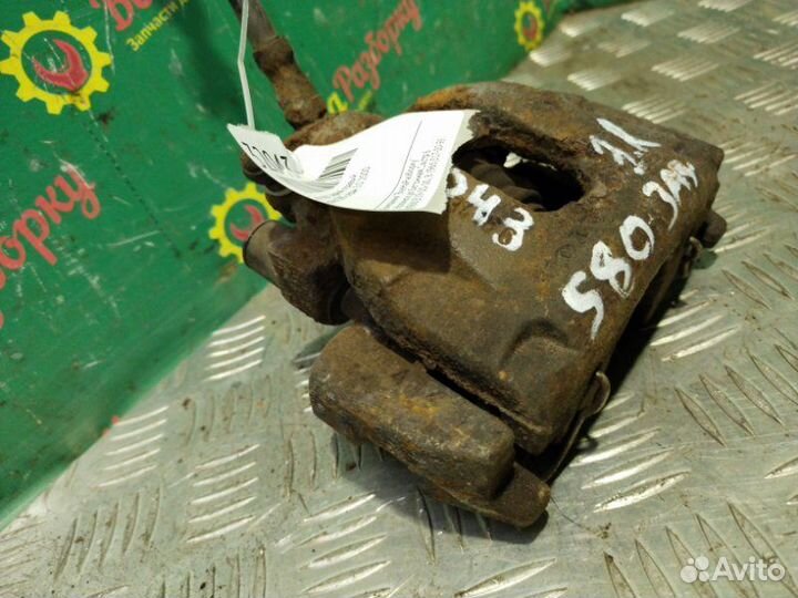 Суппорт задний правый Volvo S60 седан 2.8 2000