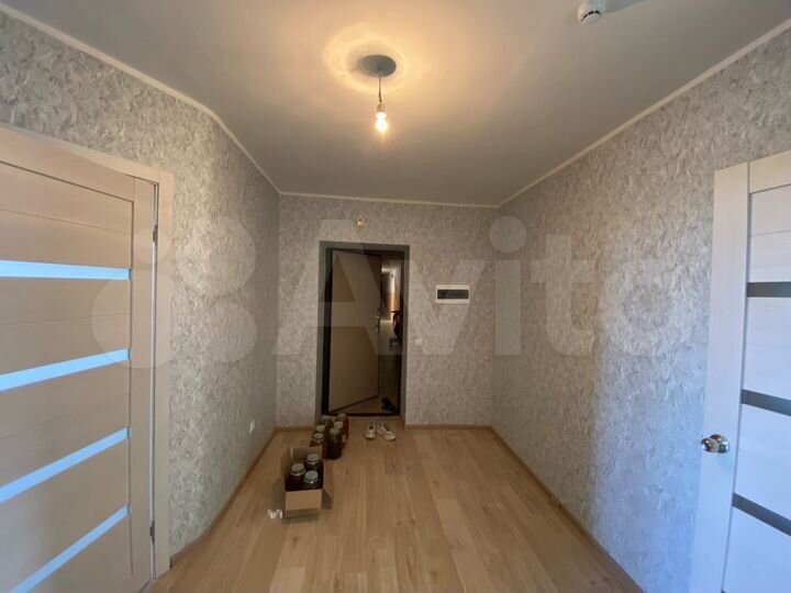 2-к. квартира, 62 м², 6/10 эт.