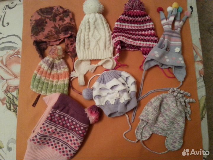Шапки детские и взрослые