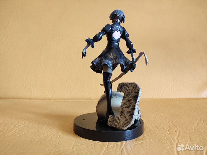 Две фигурки 2B из Nier: Automata, 15 см