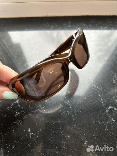 Солнцезащитные очки carolina herrera