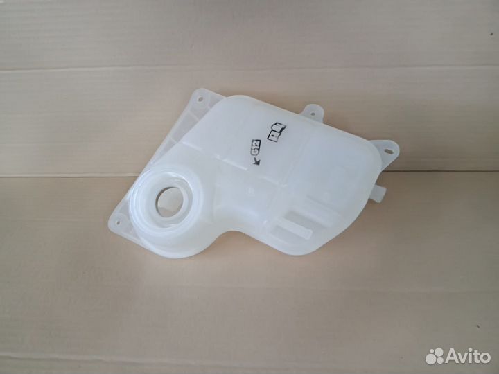 Бачок расширительный VW Passat B5/ B5+, Audi A4/A6