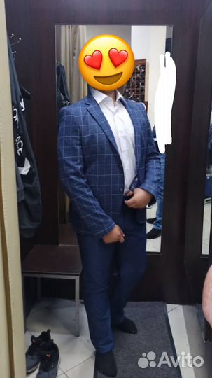 Продам костюм