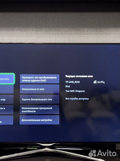 Xbox One X + 2 геймпада