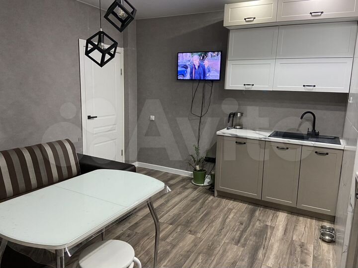 4-к. квартира, 70 м², 7/16 эт.