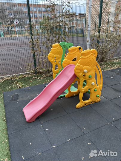Детская горка пластиковая