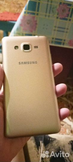 Телефон Samsung j2 grand prime