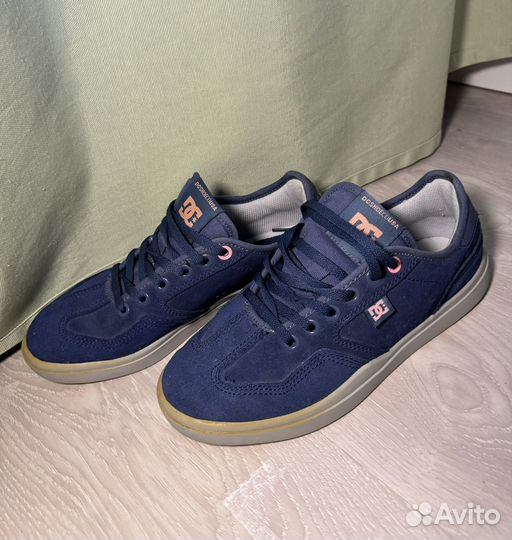 Dc shoes 39