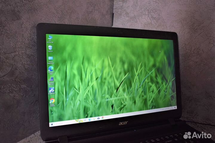 Ноутбук acer на Celeron N3350/ 17 дюймов