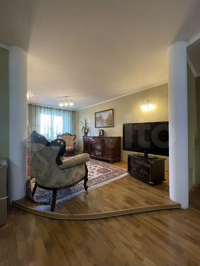 2-к. квартира, 56 м², 2/8 эт.