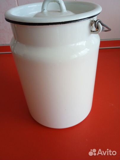 Чайник, бидоны, кастрюли, крышки эмаль СССР