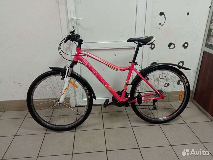 Мужской и женский stels 26er V-breke (идеал )