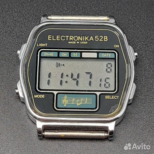 Часы электроника 52В