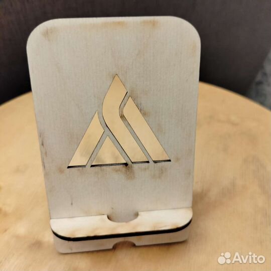 Подставка для смартфона или планшета