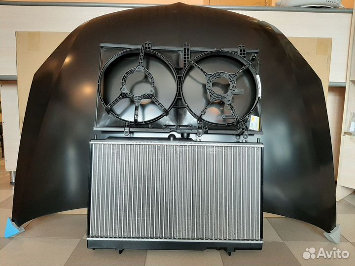 Mitsubishi Lancer 9 кожух вентилятора