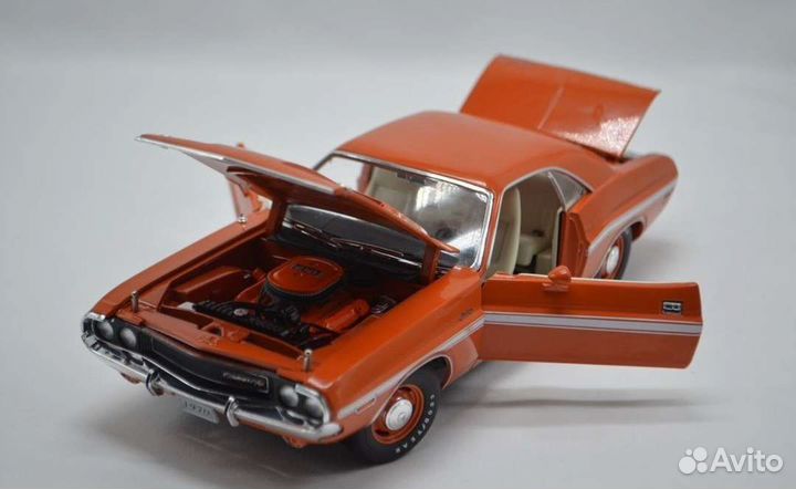 Dodge challenger R/T 1970, 1/18, Grenlight
